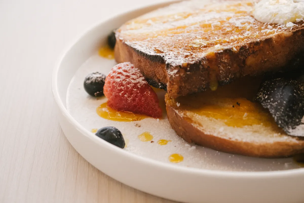 Pain perdu doré